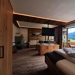בית הארחה Alpenhof לרמוס