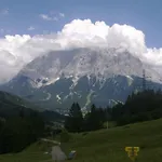 Alpenhof בית הארחה לרמוס