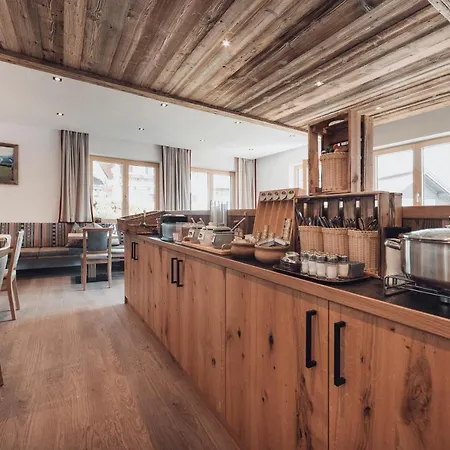 Alpenhof Gasthuis 3*