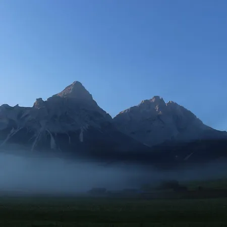 Konukevi Alpenhof 3*