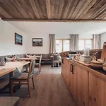 Alpenhof Casa de hóspedes Lermoos